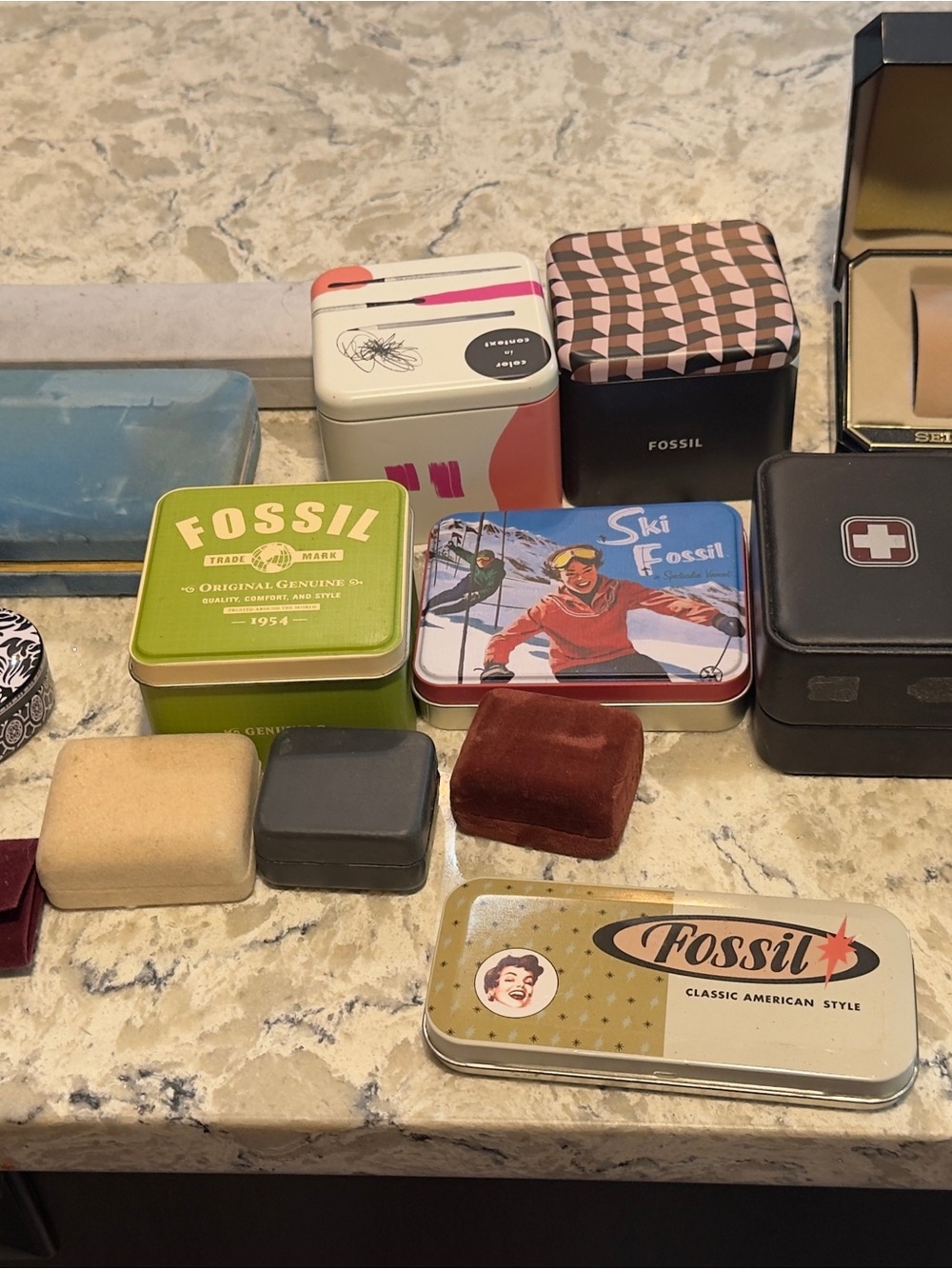 Fossil Green and Cream Metal Watch Tin with Retro Logo empty cases